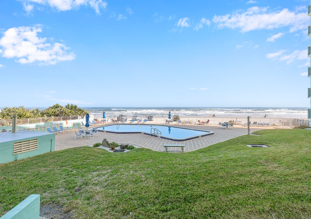 Balcony Backyard Views