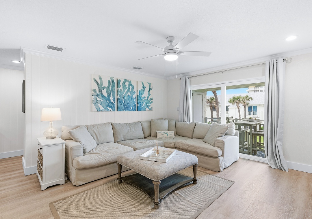 Colony Beach Club 248