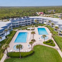 Two Pools/ Two kiddie Pools/ lots of area for families