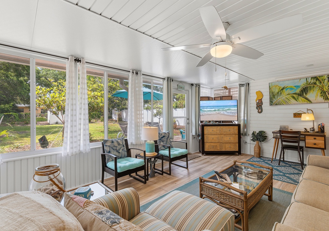 Florida Room with TV