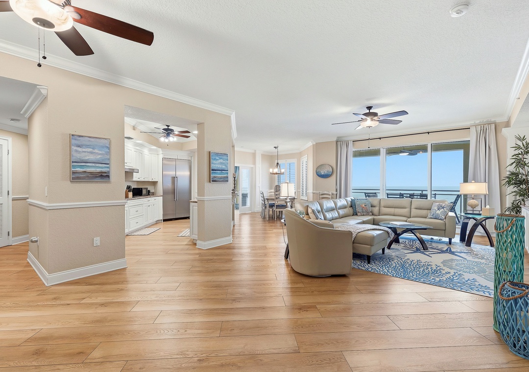 Living room & kitchen