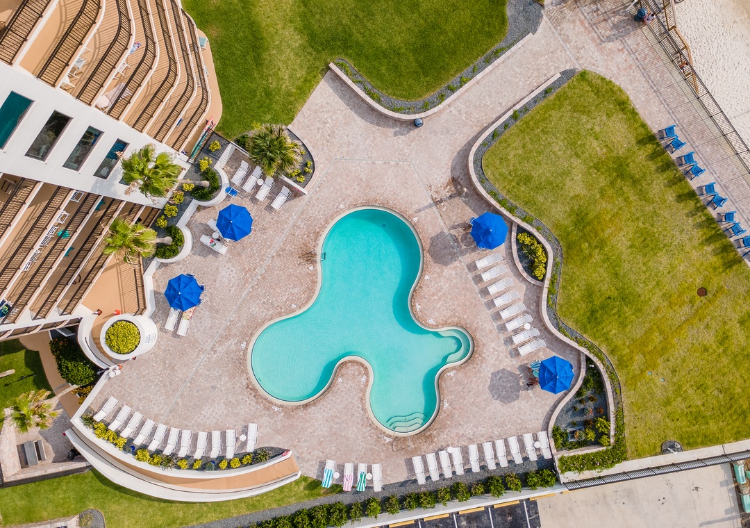 Beachfront Pool
