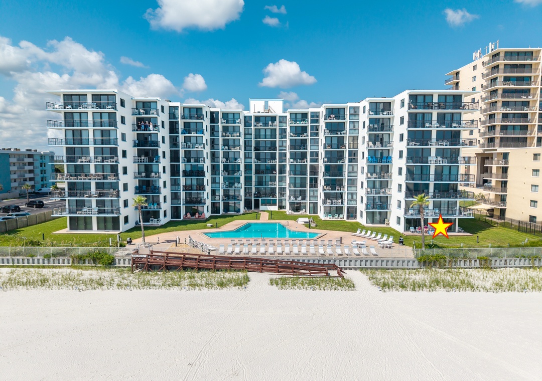 109 Direct Beachfront Oceanfront Walk Out Patio