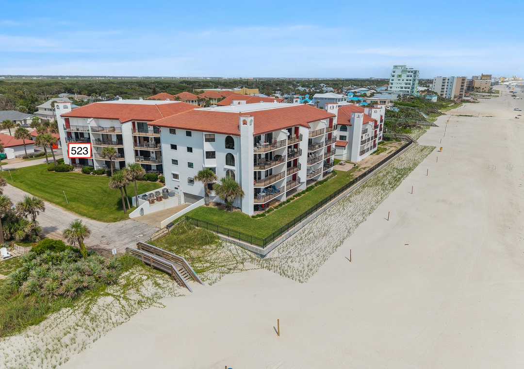 523 Corner Beach View Balcony