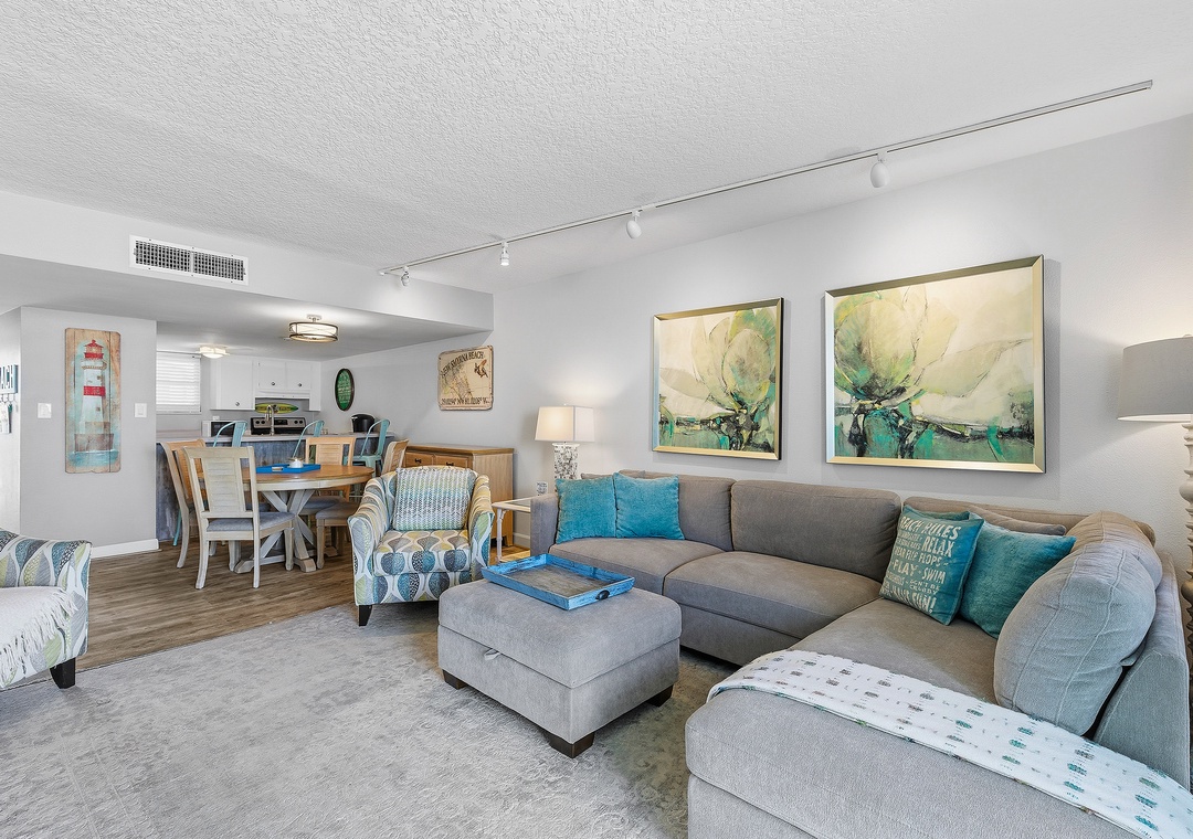 Comfortable Living Room Seating