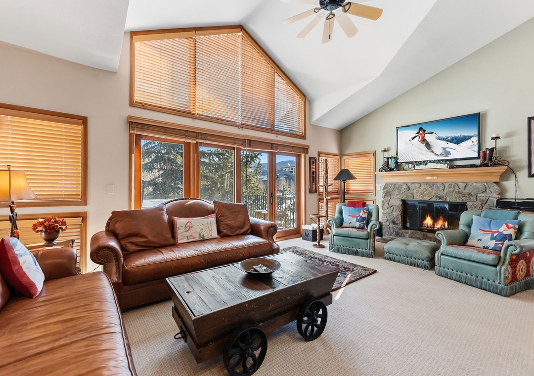 One Breckenridge Place 3