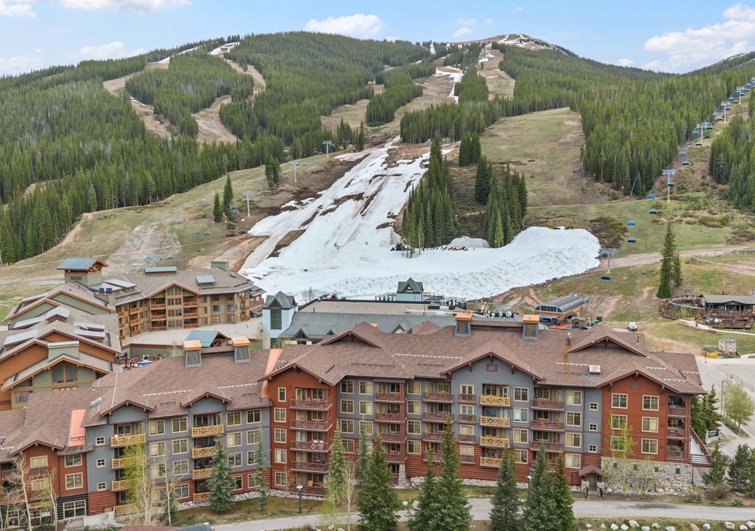 Tucker Mountain Lodge 321