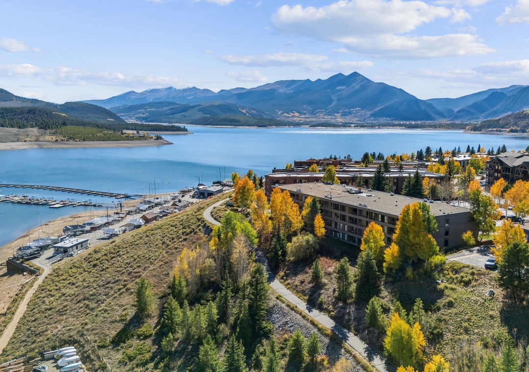 Lodge at Lake Dillon #308