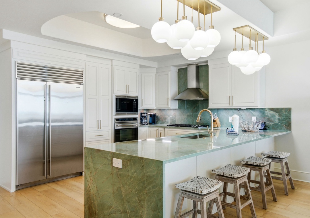 Fully Renovated Kitchen