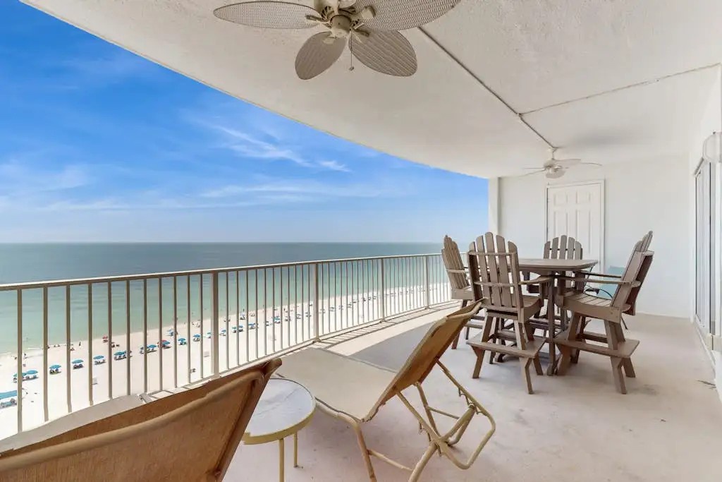 Regency Isle 903