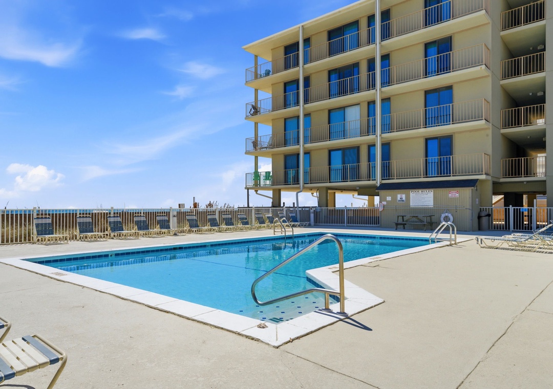 Gulf-front community pool