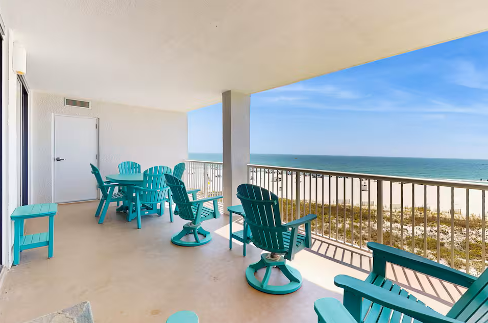 Summer House 302B