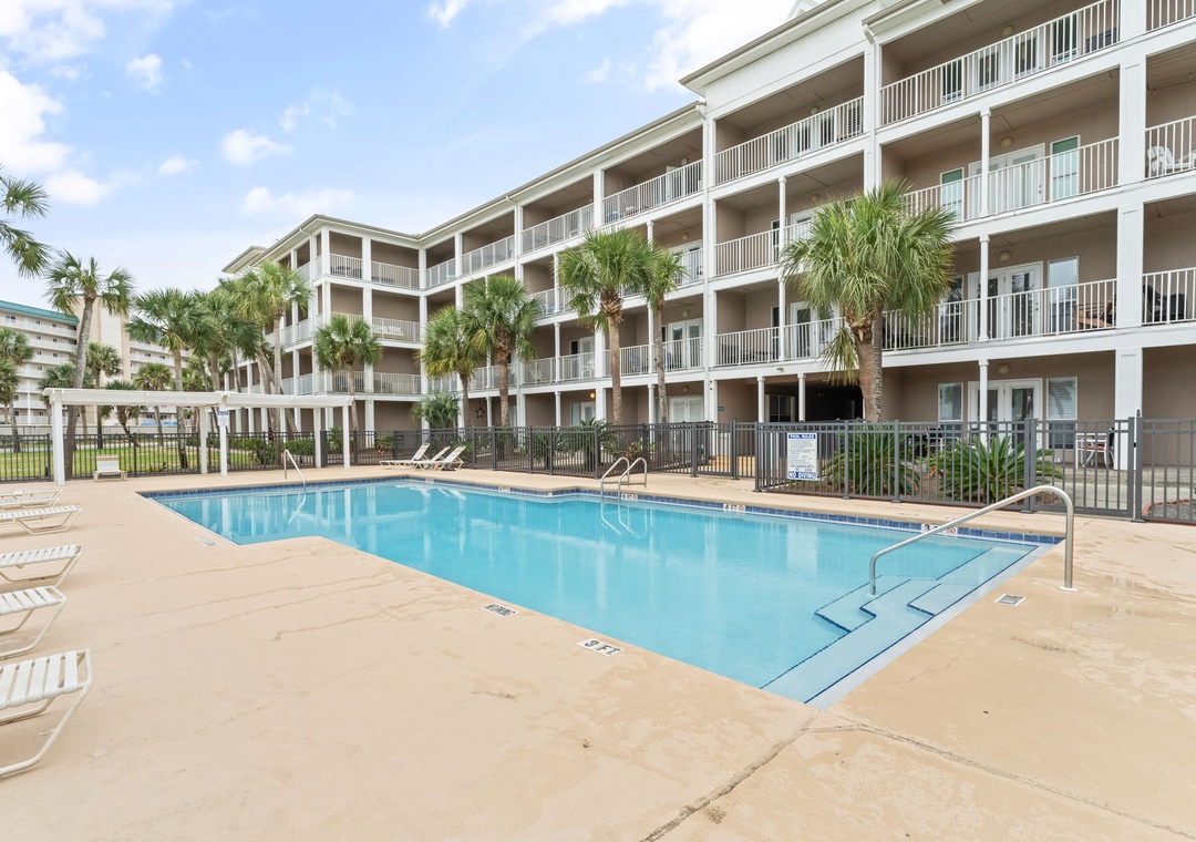 Community outdoor pool