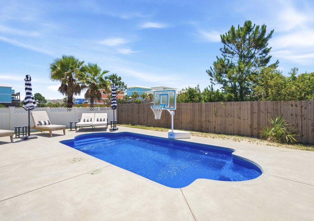 Sandy Pines | Photo 1