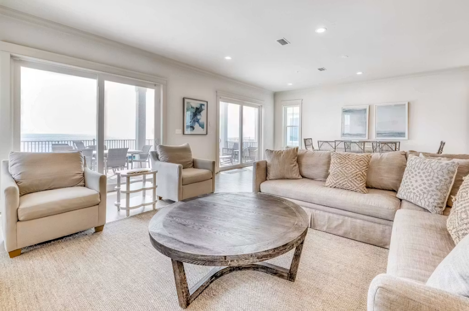 Main Floor Living Room