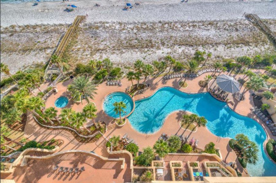 Large Community Pool