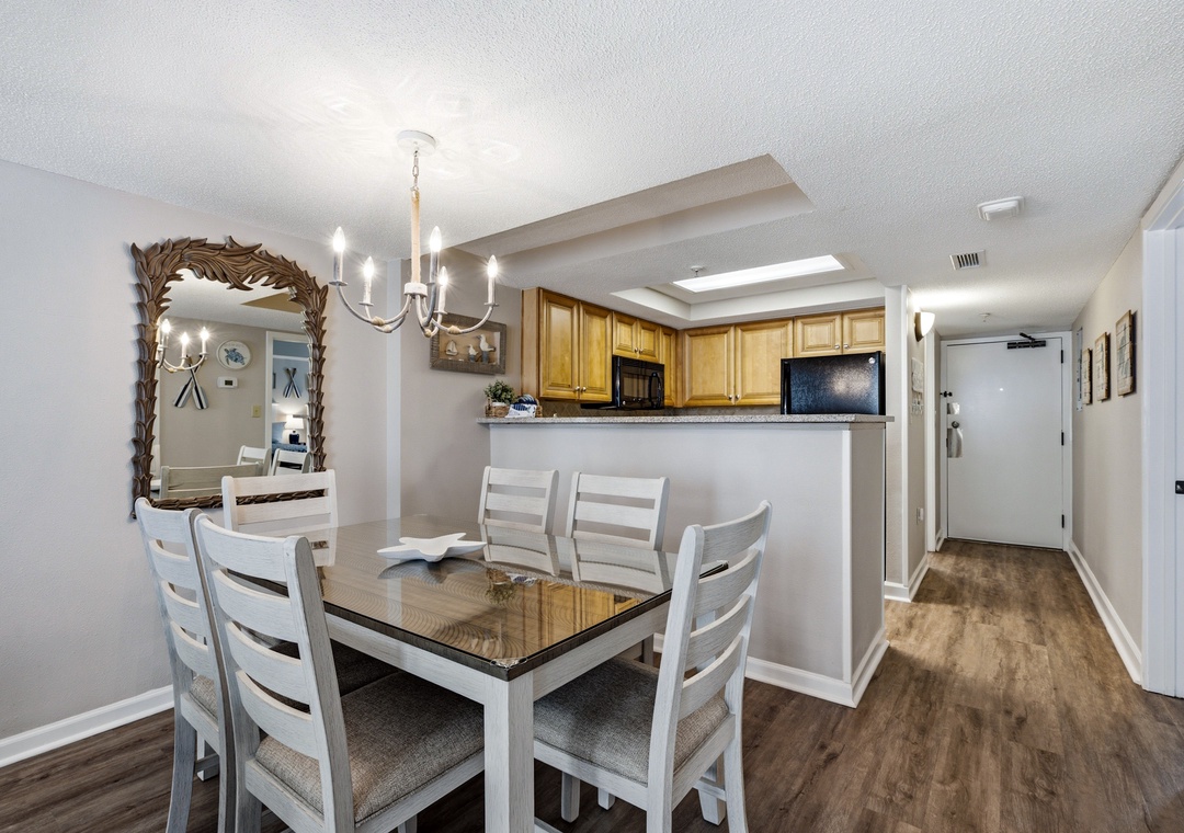 Beach Colony 516 - Dining