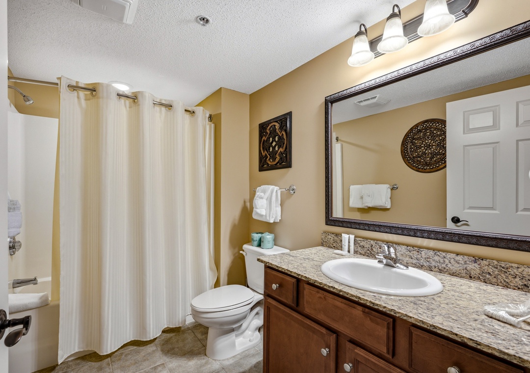 Anderson Ocean Club Unit 1103 - Secondary Bath
