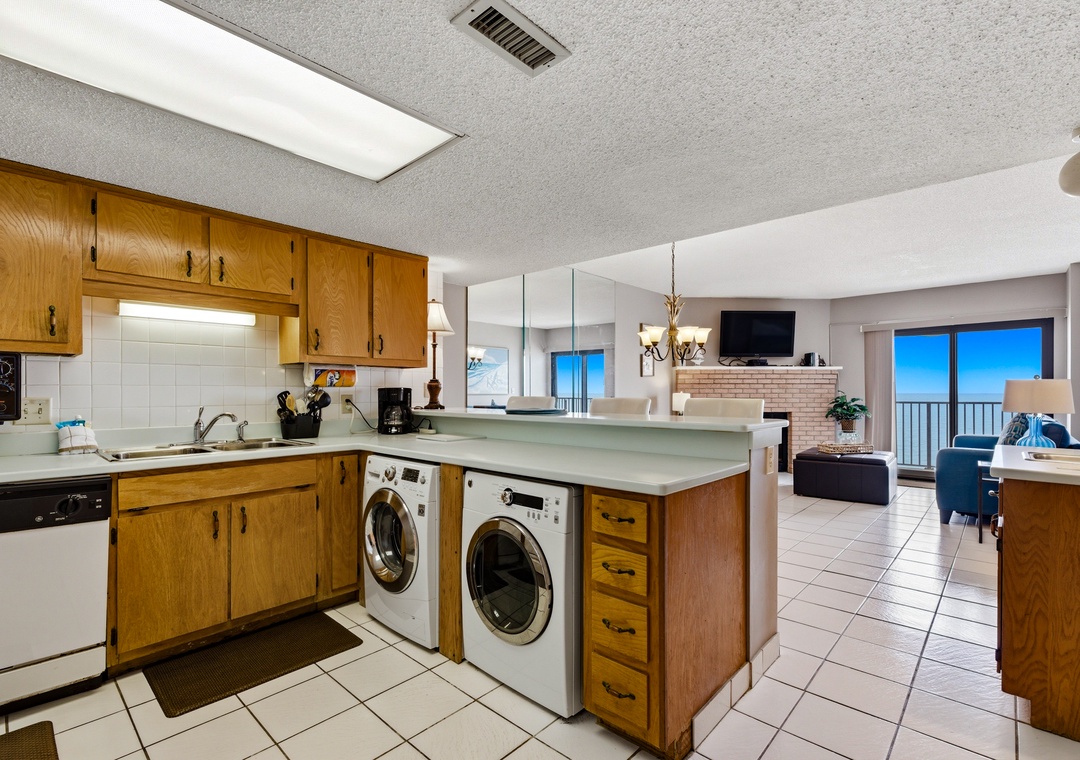 Kitchen & Laundry