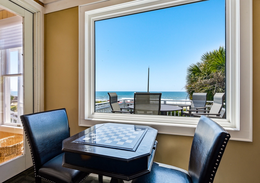 Living Rooms Views