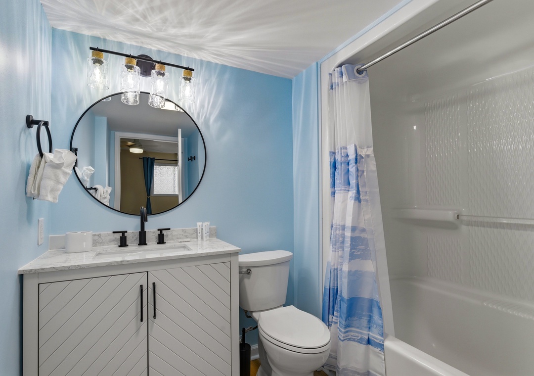 Primary ensuite bathroom