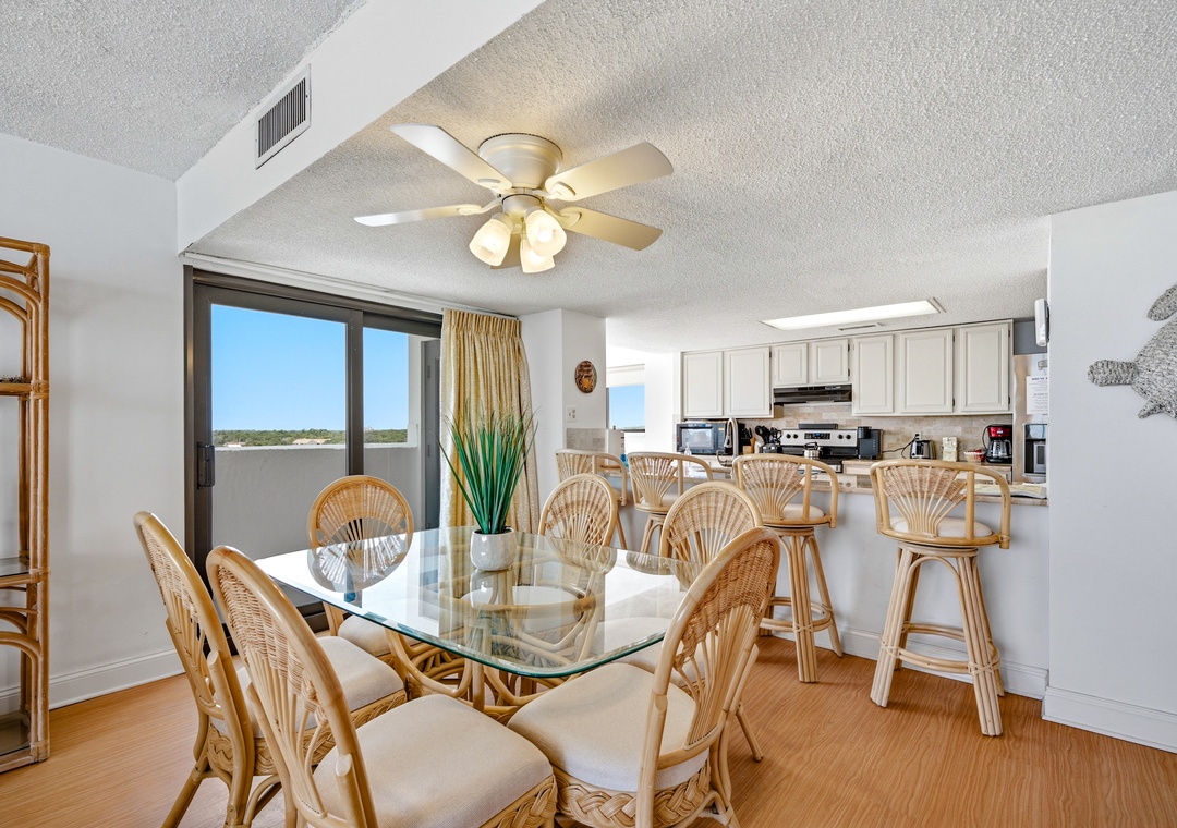 Shoreham Towers #1 PH4 - Dining Area
