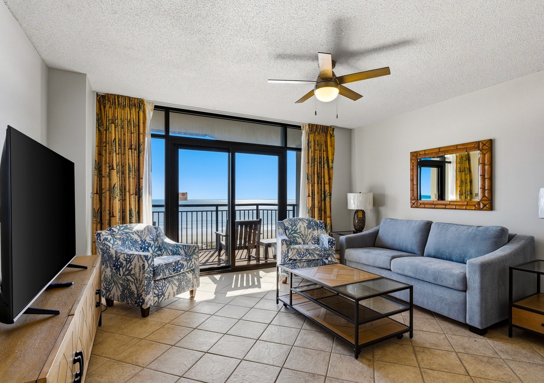 South Wind 503 living room