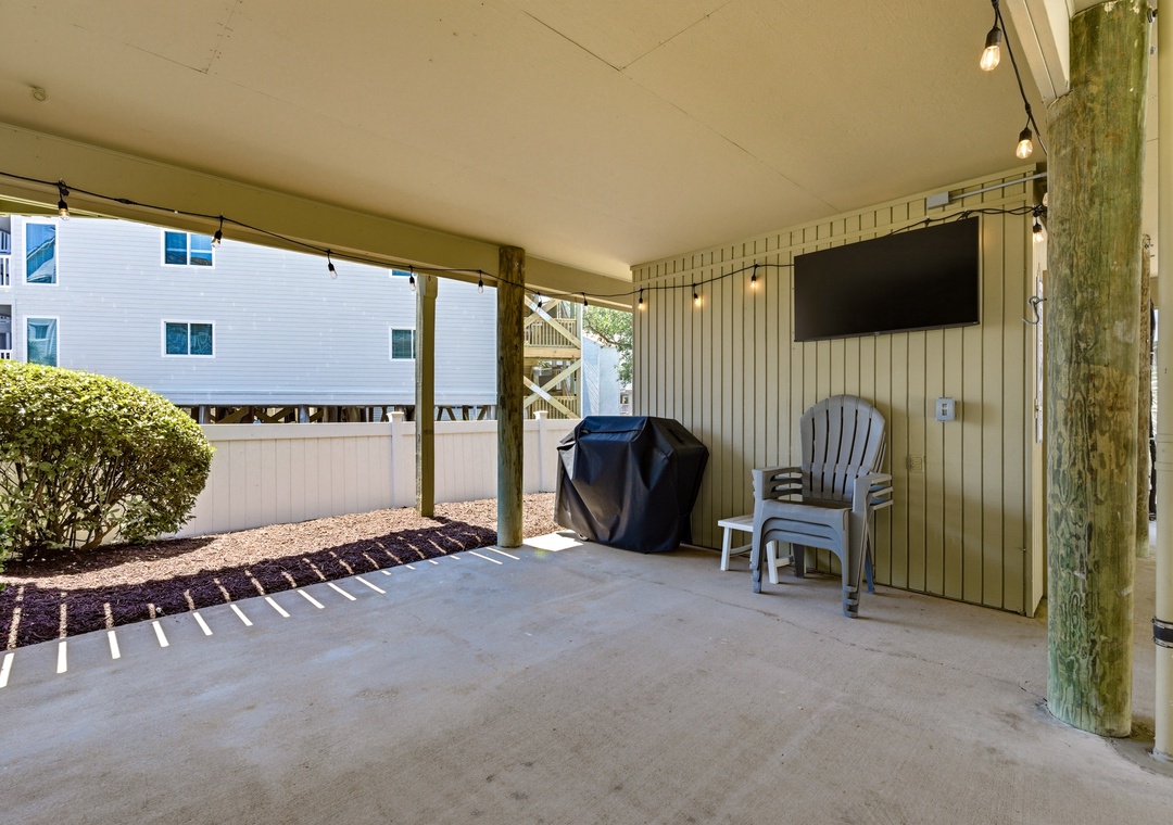Esco's Escape Outdoor Space