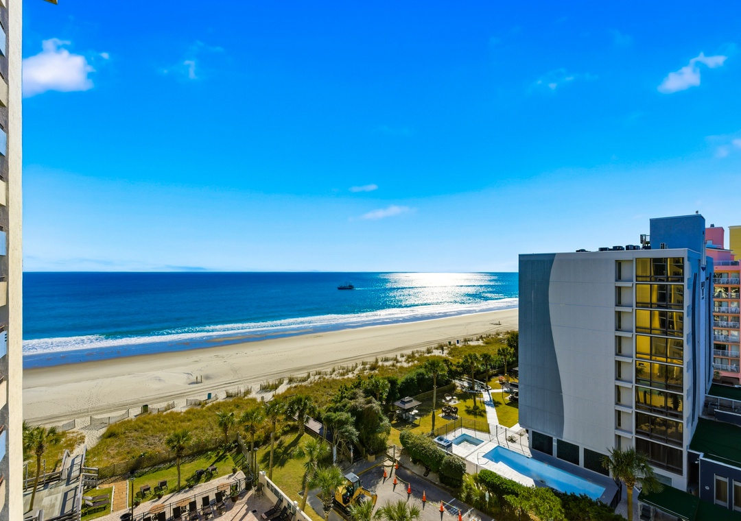 Ocean Reef Resort 818 | Photo 4