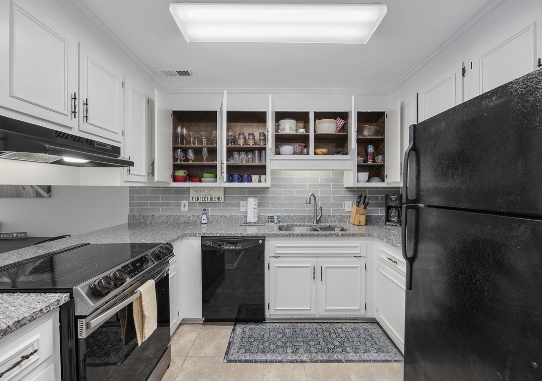 Kitchen has everything you need!