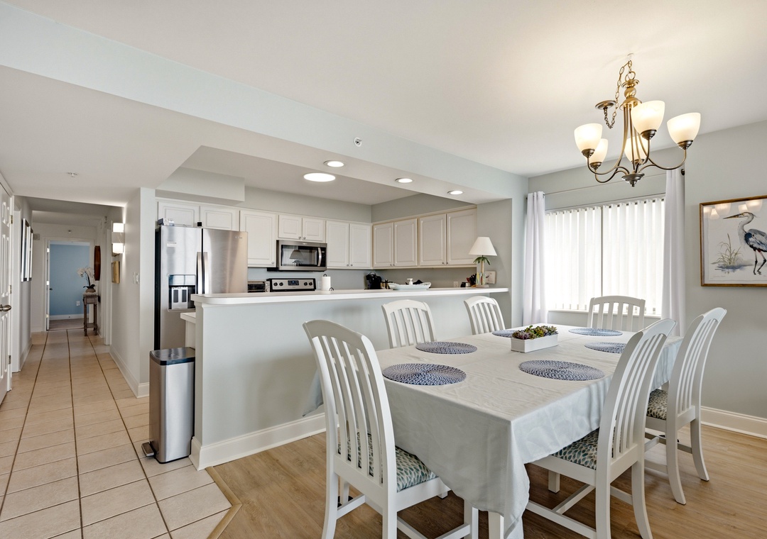 Emerald Cove 4A - Dining