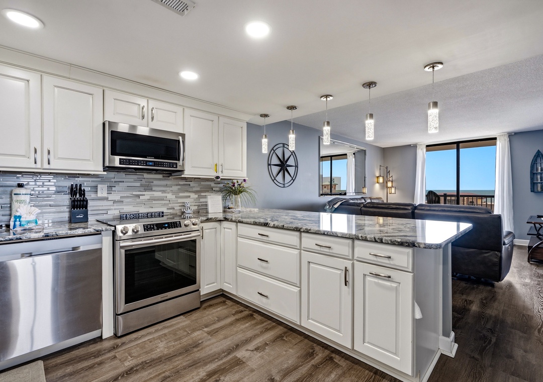 Holiday Towers 1103 - Kitchen