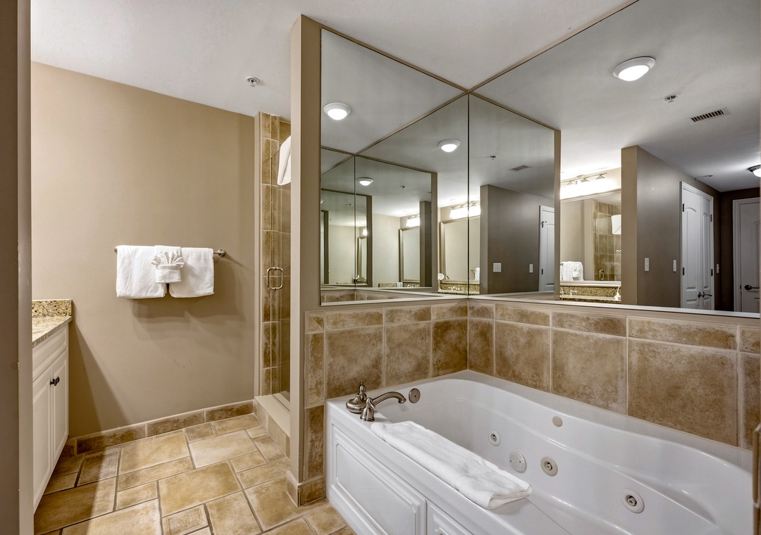 North Beach Resort 1003 | Primary Bath