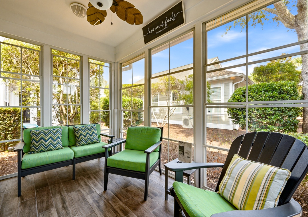 624 Ratoon Lane - Sunroom