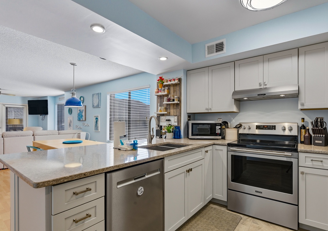 Heron Pointe B-8 | Photo 6