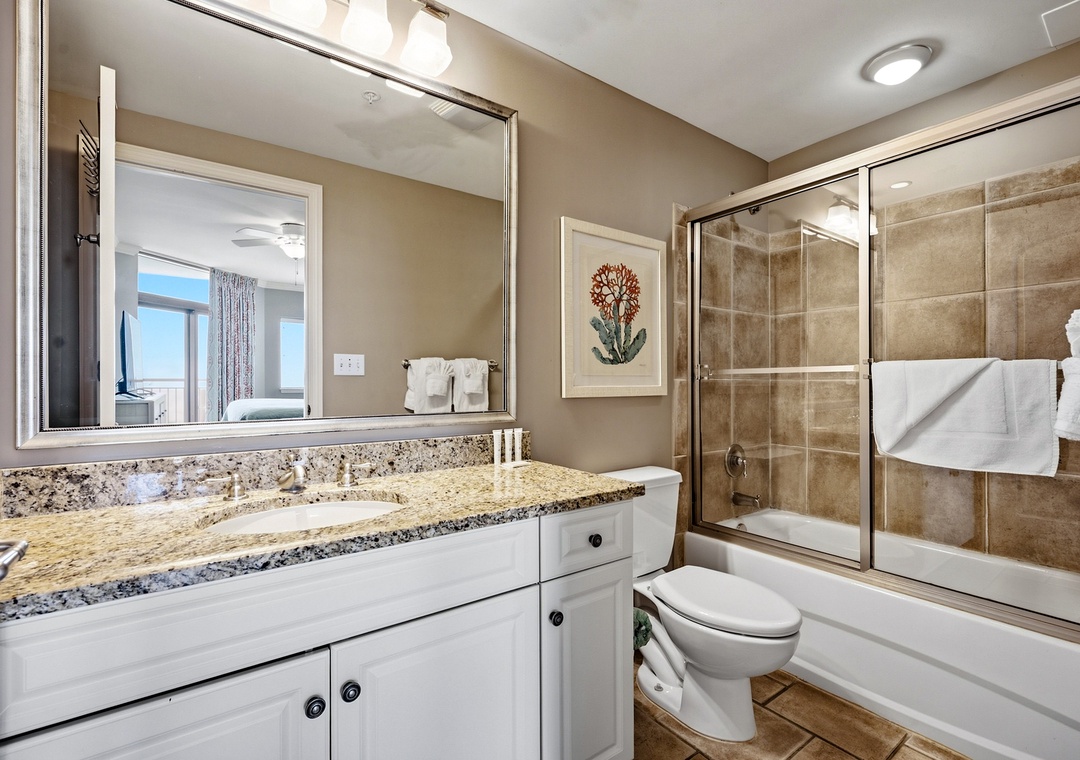 North Beach Resort 1003 | 4th Bath