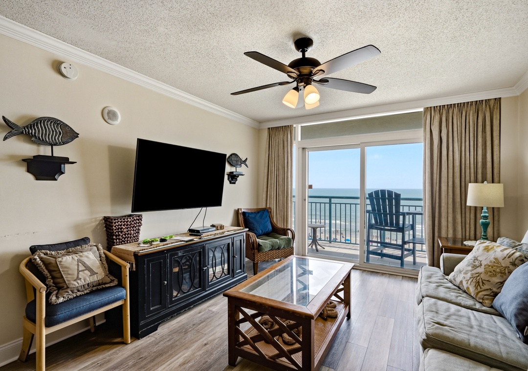 Paradise Resort 510 - Living Room
