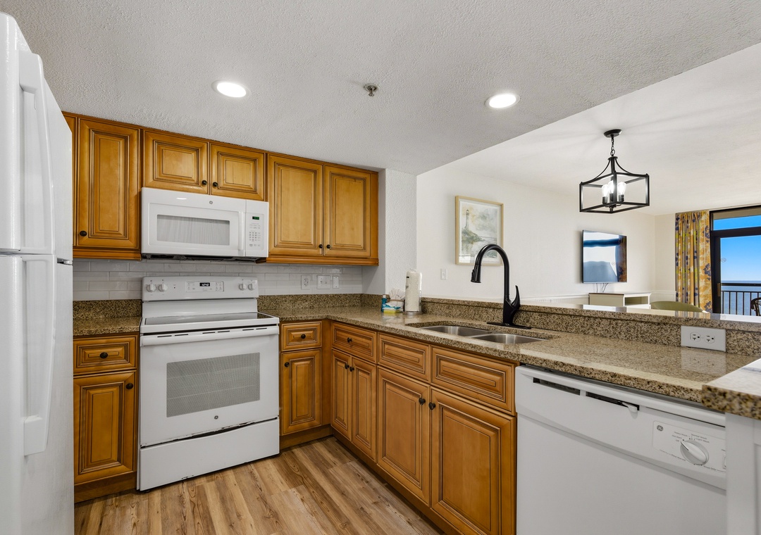 Ocean Reef Resort 818 | Photo 7