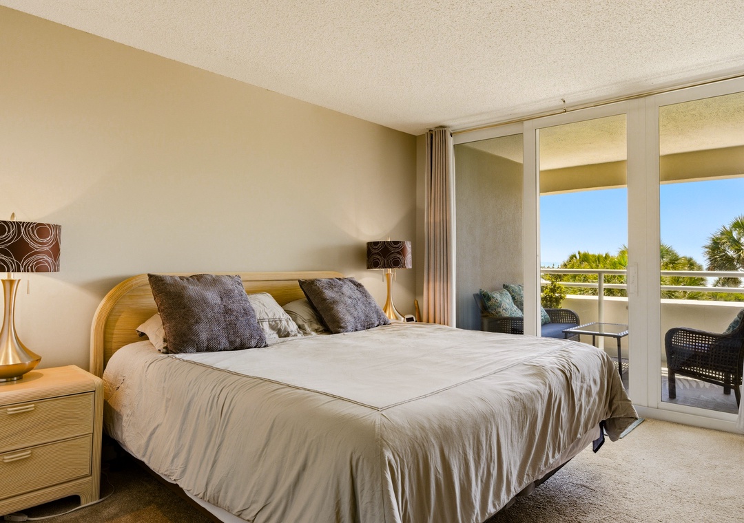 Guest bedroom