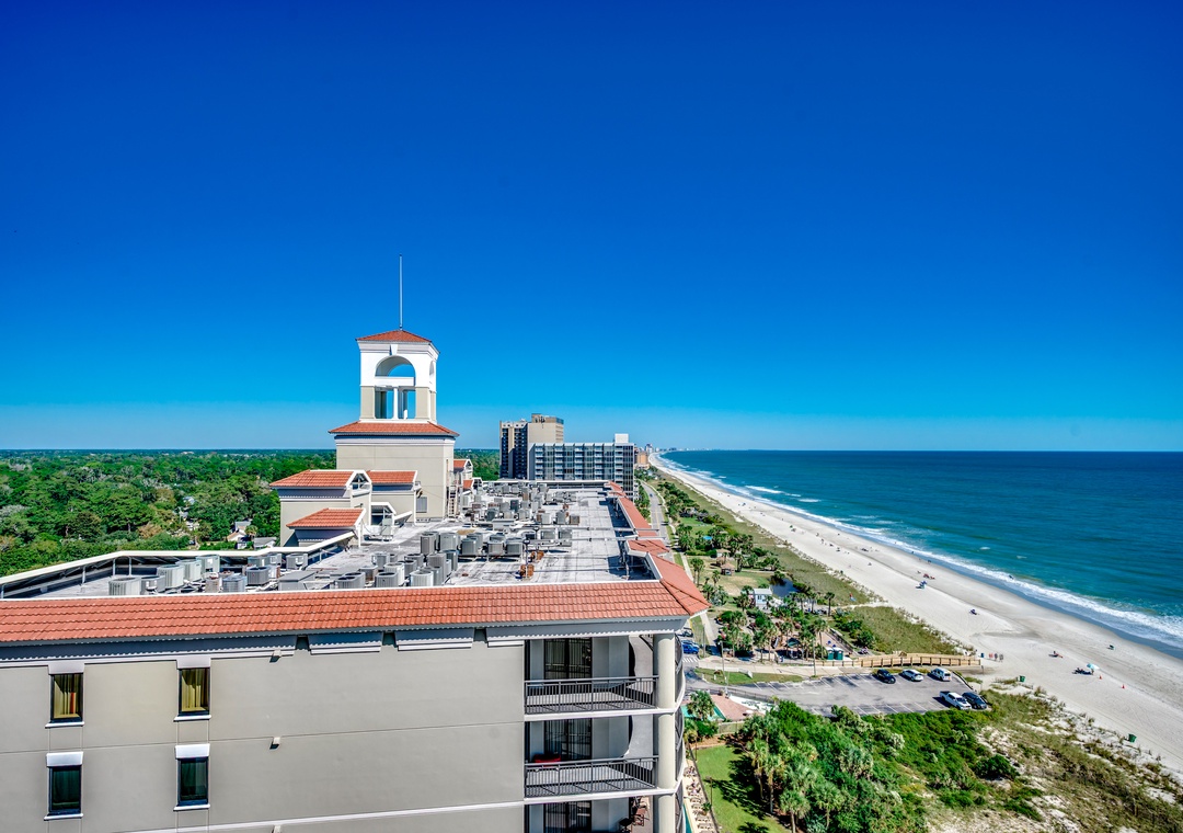Wake up to breathtaking panoramic views from your beachfront retreat!