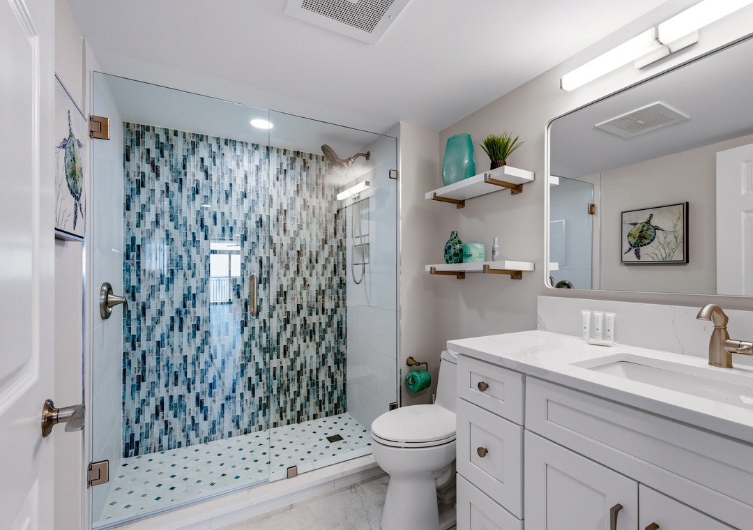 South Wind 1206 - Second Bath