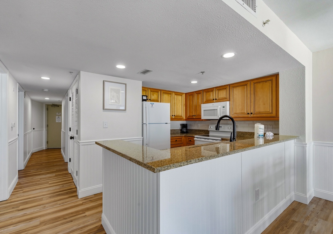 Ocean Reef Resort 818 | Photo 6