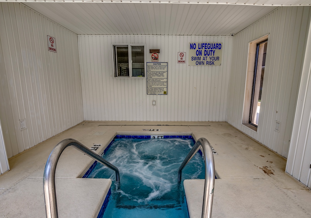 Holiday Towers Community Hot Tub