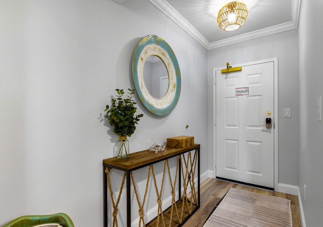 South Wind 1206 - Entry