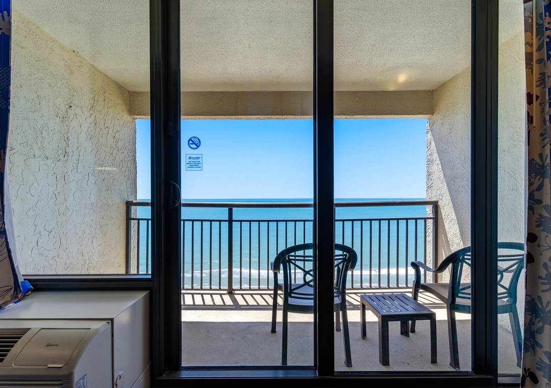 Ocean Reef 1608 Private Balcony