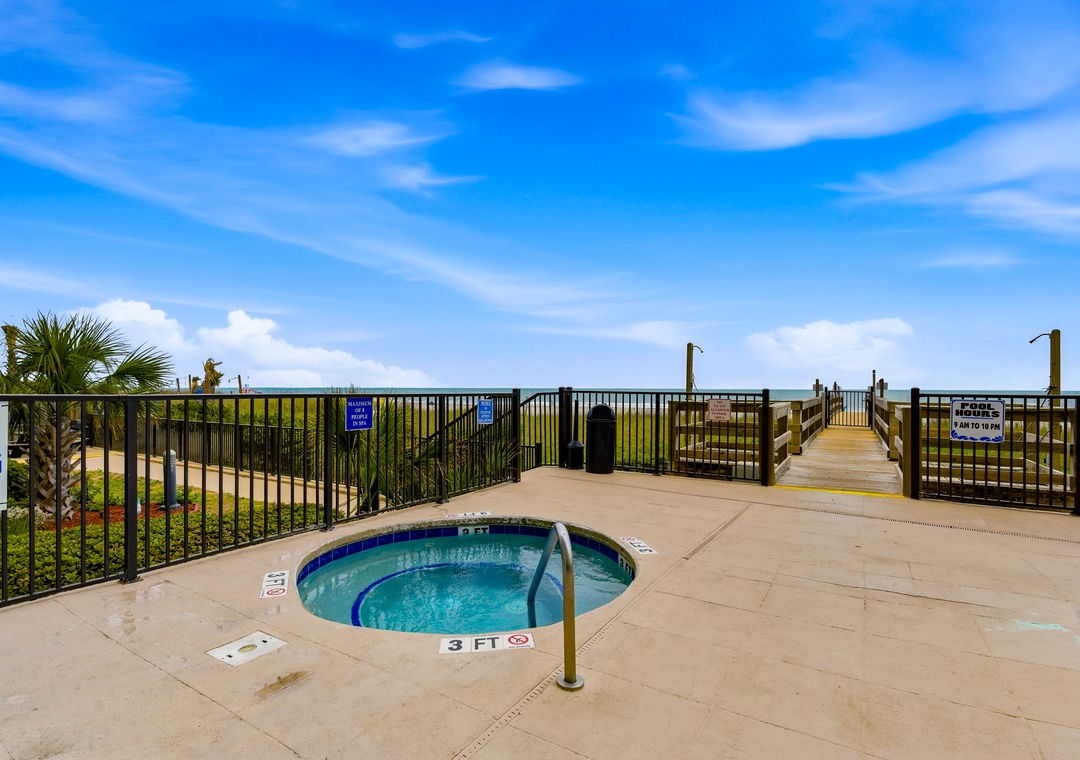 Outdoor Hot tub