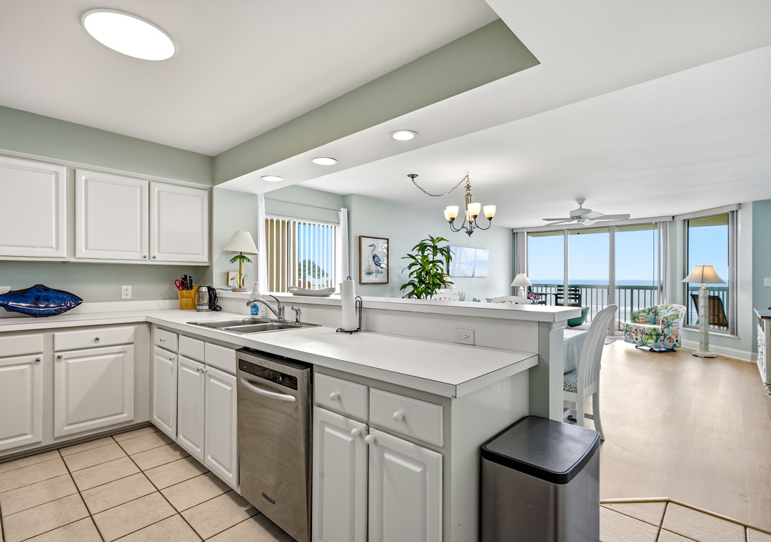 Emerald Cove 4A - Kitchen