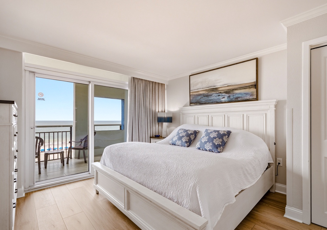 Bay View Resort 506 - Primary Bedroom