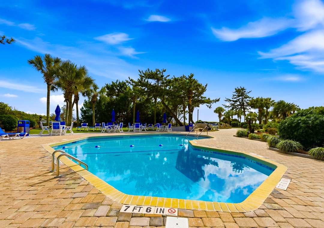 Beach Colony Resort - Community Pool