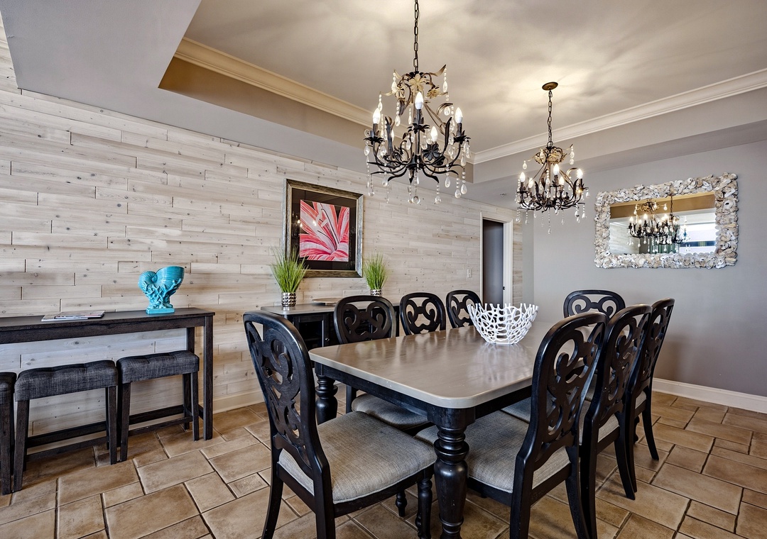 North Beach Resort 1003 | Dining Area